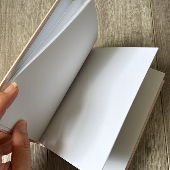 NEW TOUS Notebook Pink Limited Edition - Picture 4 of 4